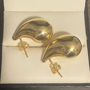 Real 18K Elegant Gold Teardrop Earrings